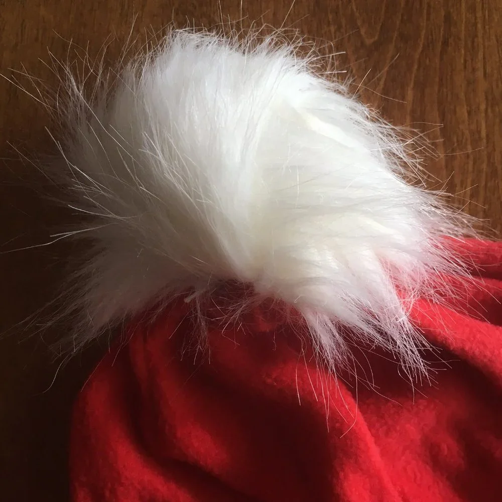 Old Navy red pompom hat S/M NWT